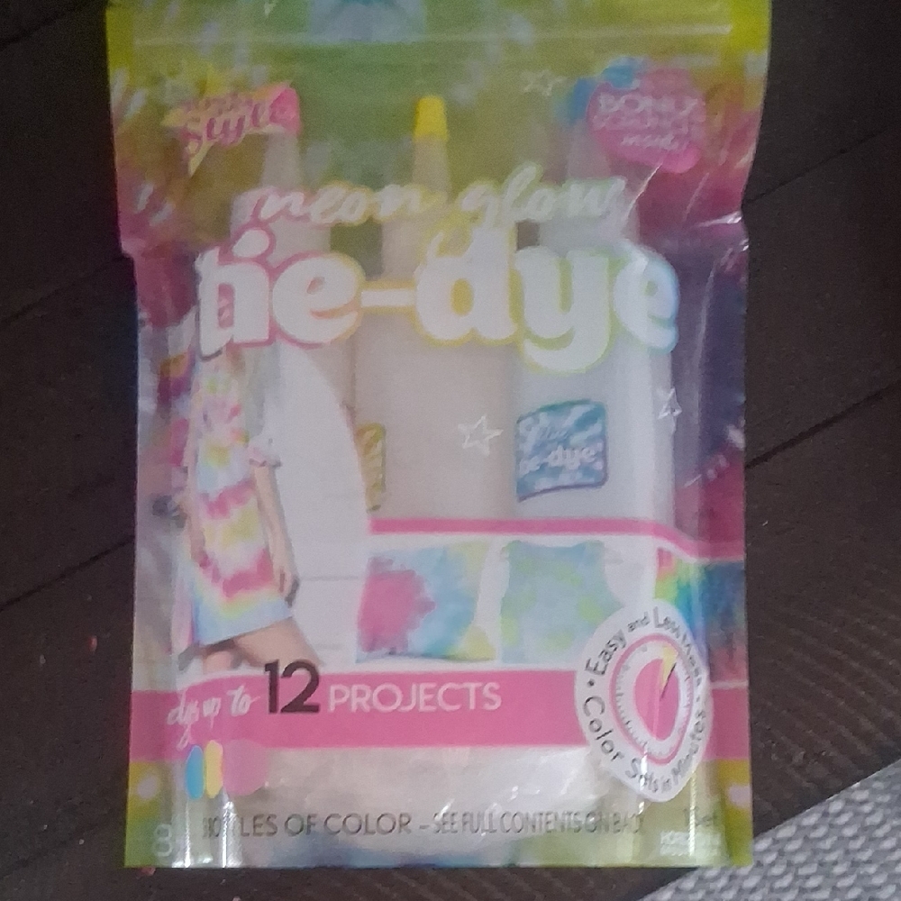 Tie-Dye Kit